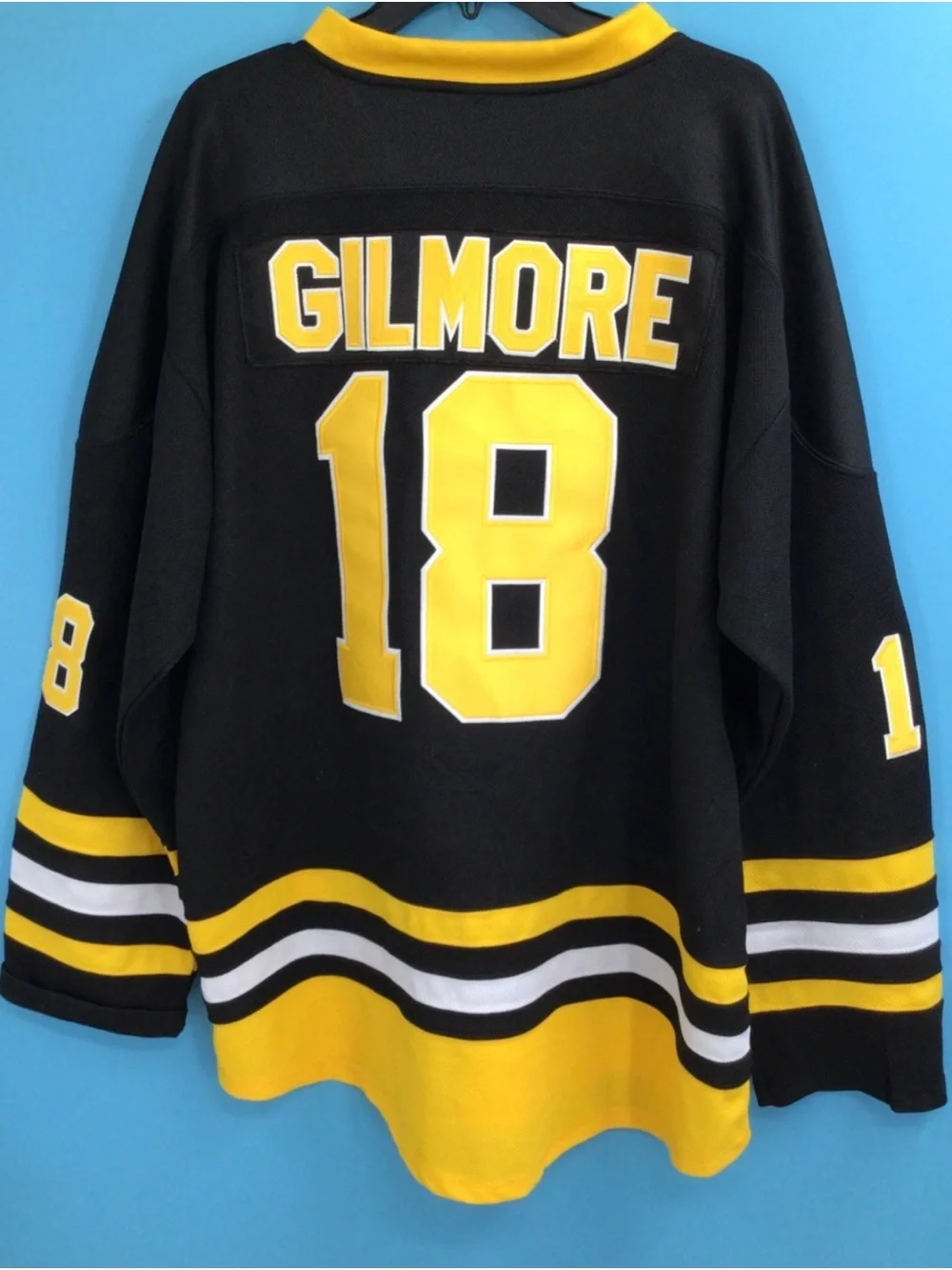 Happy Gilmore #18 Boston Hockey Jersey Men’s 2XL Black Gold Movie Style